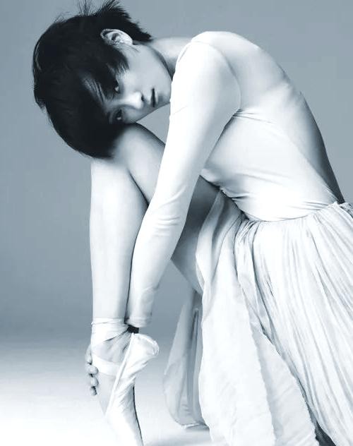 从荧屏到舞台：段婧婷的舞蹈传奇再续新篇章