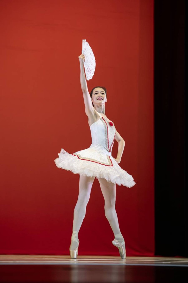 光彩夺目！世界顶尖芭蕾舞团的中国面孔