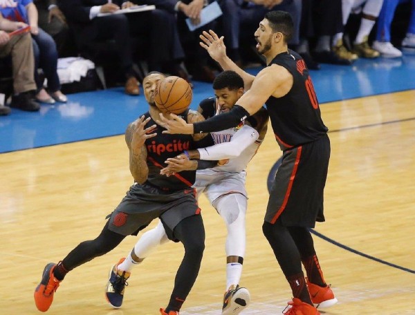 金年会娱乐网站关于里程碑夜！俄克拉荷马雷霆调整名单，全明星赛转会期刷纪录，球迷炸锅，数据趋势出现新变化的信息