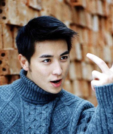 演员胡兵瞿颖保剑锋刘佩琦 盘点演艺圈里资深明星