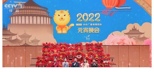 央视元宵晚会出圈，节目制作新颖，主持人诗词开场被认可