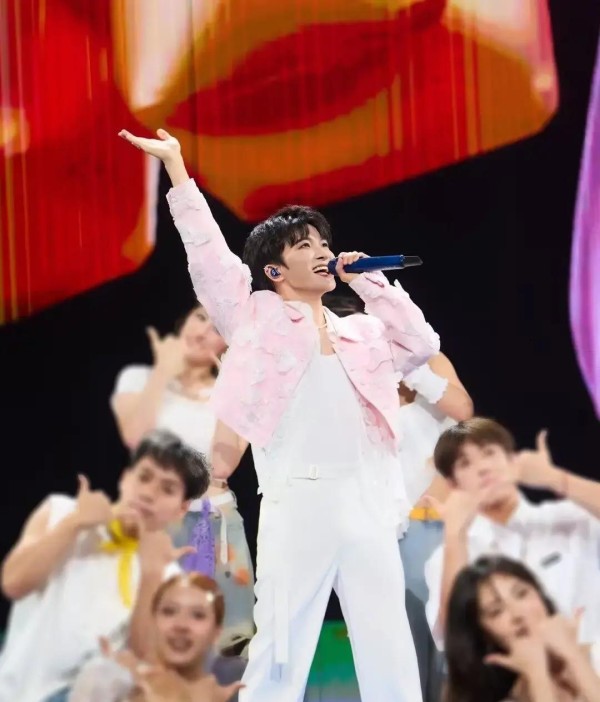 口碑长跑：男歌手的“时间过滤器”