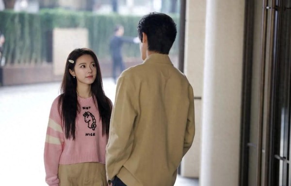 热门剧集大盘点：深入解析五大热剧亮点与不足