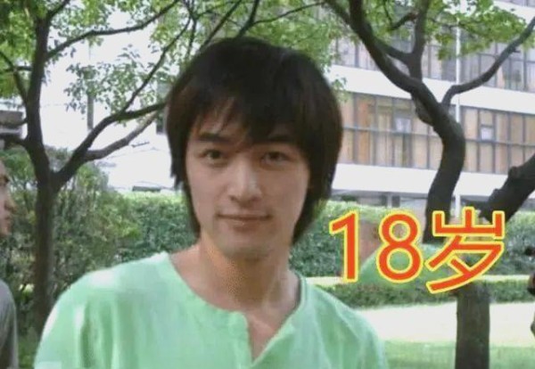 胡歌的成长历程：从娃娃到稳重偶像的蜕变之路