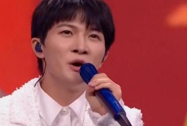 曾因声音被嫌弃？连登六年央视，他凭的到底是什么？