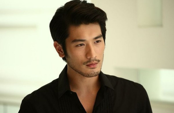 不做模特偏做演员的4位男星，第一位出轨劈腿，第4位成当红炸子鸡