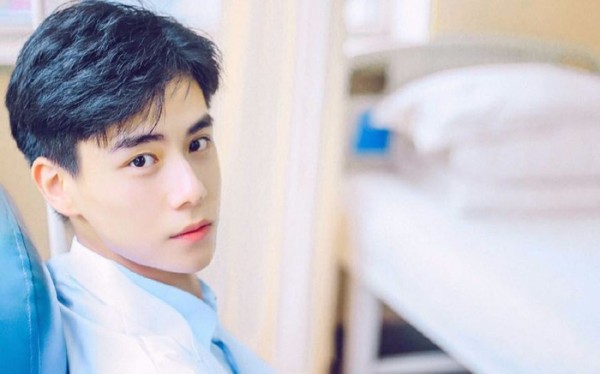 不做模特偏做演员的4位男星，第一位出轨劈腿，第4位成当红炸子鸡