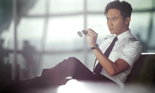 从“包撞板”到“人间理想”：张智霖的星途与人生启示