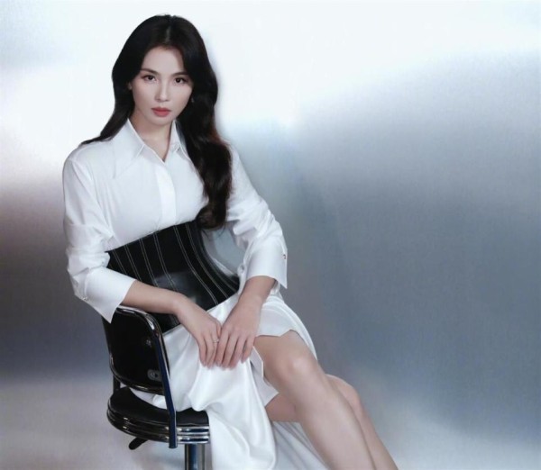 春晚三次联排：新增9位明星，周传雄空降，再就业只见王铮亮