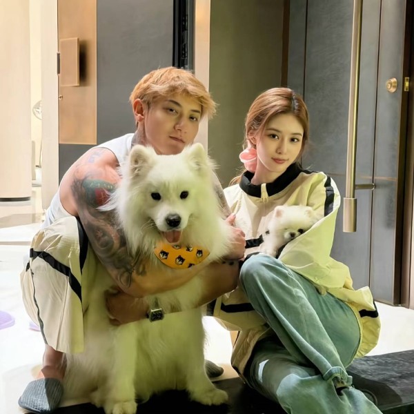 徐艺洋直播力挺黄子韬：私下随性不是颜值下滑，别对艺人太苛刻