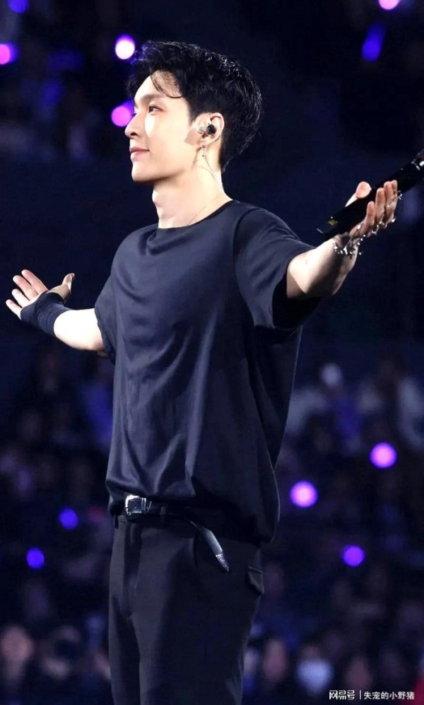  打开网易新闻 查看精彩图片 