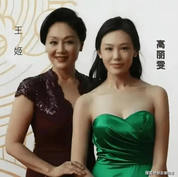 妈妈是影后，老公是著名演员，公公是央视名嘴，34岁的她在当网红...