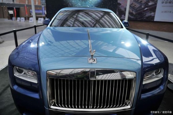 明星同款座驾详细盘点：从豪华车到代步车各车型亮点解析-有驾