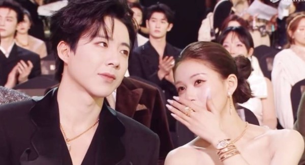 星光大赏“修罗场”：从隔人热聊到座位暗战，内娱被扒得底朝天