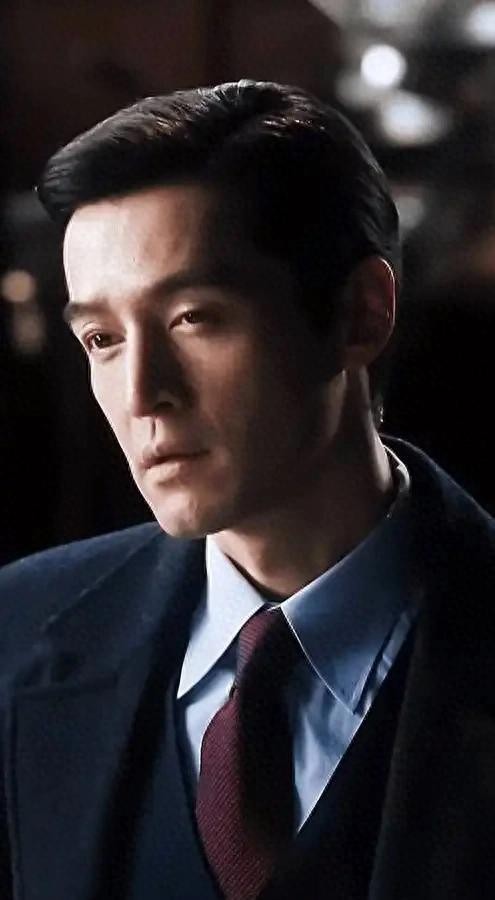 胡歌即将开播3部新作品，阵容强大爆款预定，你看好哪部？