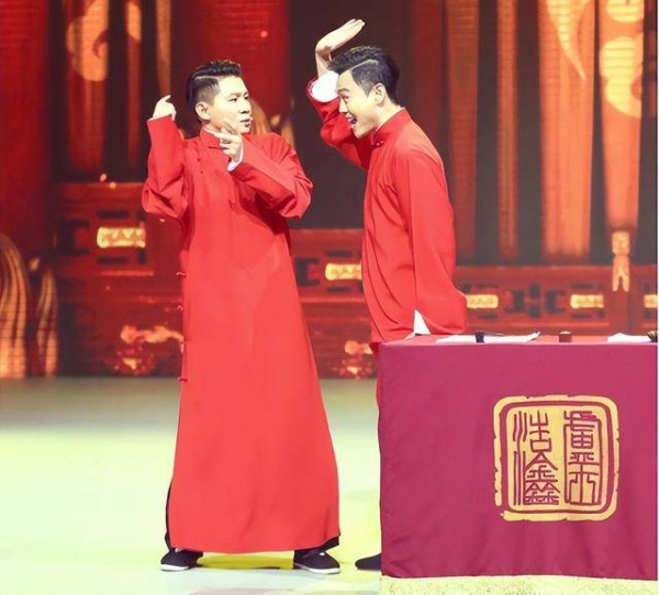 卢鑫被张玉浩悬赏1万元，拒绝郭德纲后，两人也没逃过裂穴命运