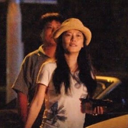 俞飞鸿疑似富豪男友曝光 深夜同回别墅