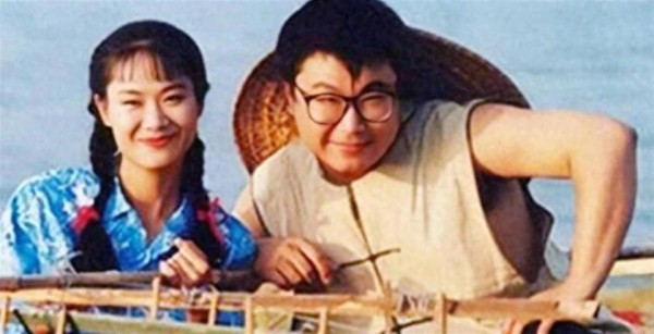 59岁于文华现状：与丈夫住农村，穿着朴素赶大集，享受田园生活