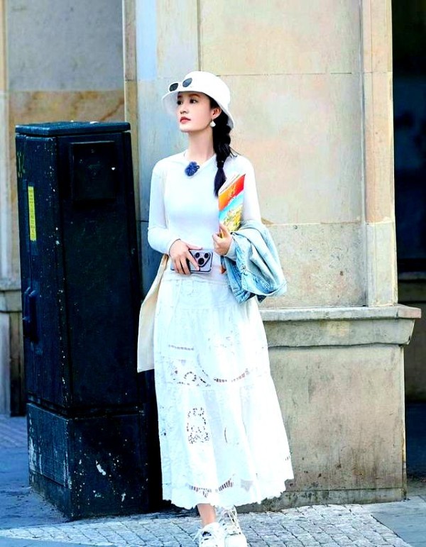 明星穿搭与普通人时尚：从品味到勇气的差距