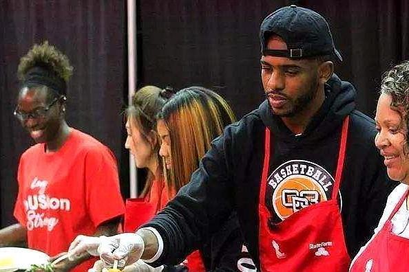 夏天悄悄的过去,球星们都干了什么?解密NBA球星暑假生活!