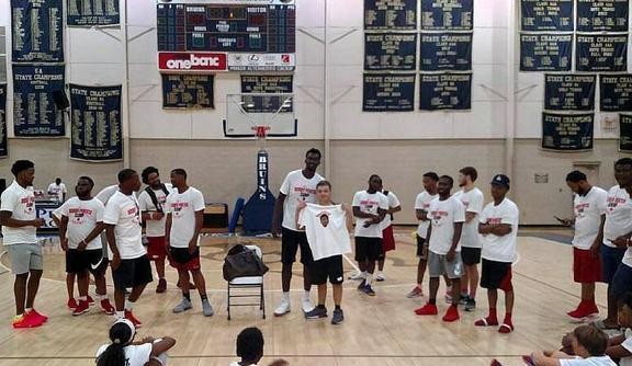 夏天悄悄的过去,球星们都干了什么?解密NBA球星暑假生活!