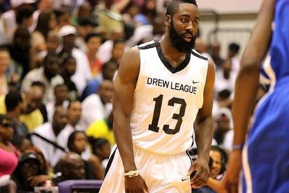 夏天悄悄的过去,球星们都干了什么?解密NBA球星暑假生活!