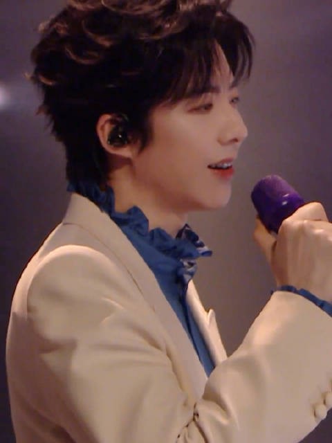 这套白色西装真的太帅了