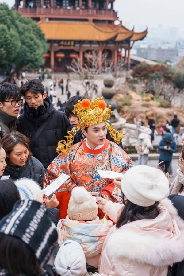 骐骥贺岁！武汉新春文旅盛宴邀你水陆同欢