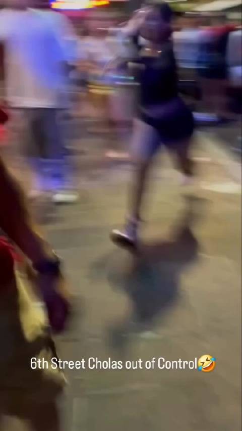 奥斯汀第六街姐妹团斗殴，女性冲突激烈度超男性