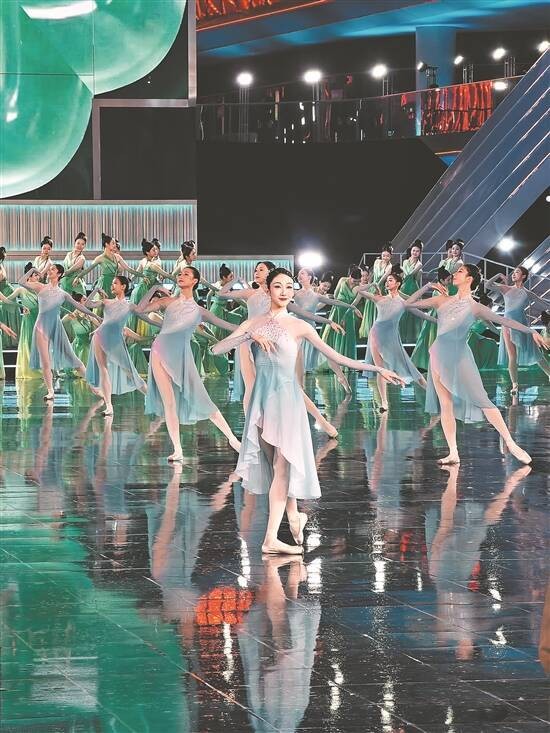 广芭再登总台春晚