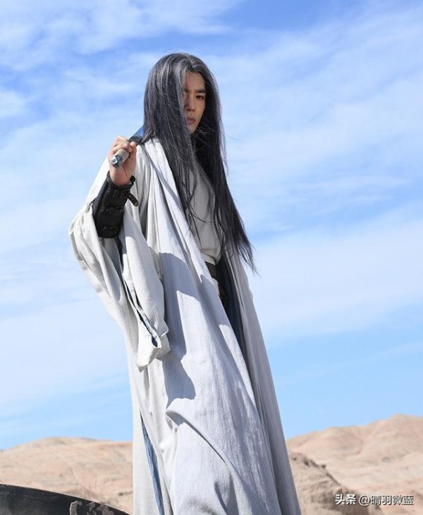 既想捡便宜，又想讲义气的“竖”，是《镖人》里最丰满的人物