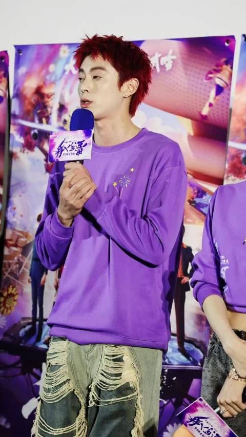 王鹤棣说昨天晚上想看星河入梦却找不到合适的场次,排片真的太灾难了