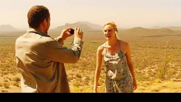 倒灶的男女野外遇到狮子，惊悚影片