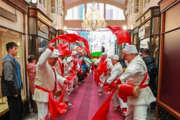 中国非遗亮相伦敦地标庆新春