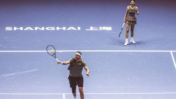 网坛名将风采与全民健身热情共绽放，贺岁杯网球赛点燃申城新春活力