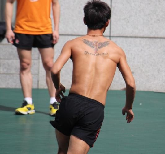 中国体育明星背后的自律生活与成就