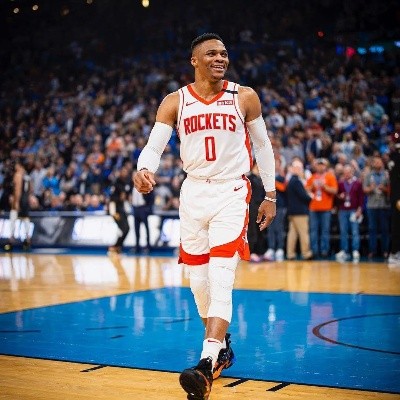 NBA明星球员威少在底特律活塞队的表现和价值