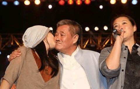 情侣约会大品牌用大明星刘谦代言小快克广告片拍摄完毕转