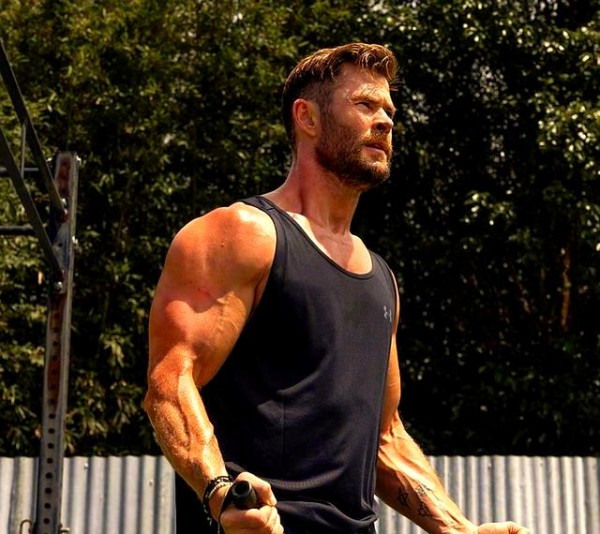 演员的真实人生：从荧幕到幕后的故事