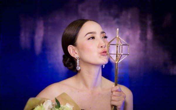 6位泰剧女神，粉丝忙着帮她们组CP，每一对都十分般配