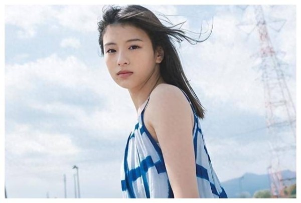 中日混血美女，清纯界天花板，出口夏希震撼亮相