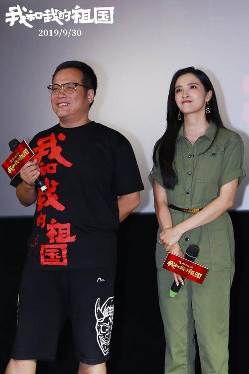 与好友聚会必备的10个欢乐聊天话题：回忆趣事与分享生活变化