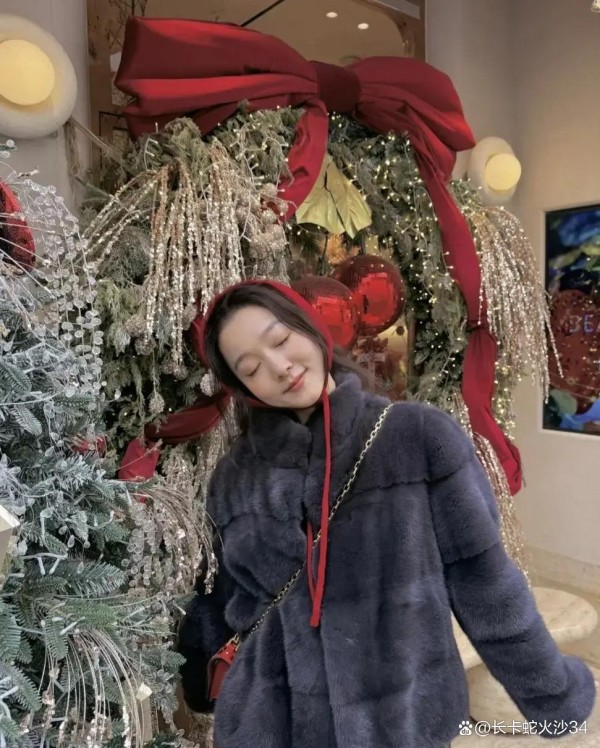 马龙忙得连家都顾不上，夏露抢戏晒温馨，网友笑称这才是家庭真英雄，名人光环外的真实生活全曝光