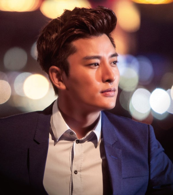 电视剧冰与火的青春首款海报