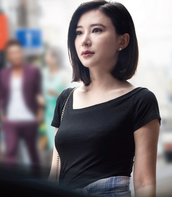 电视剧冰与火的青春首款海报