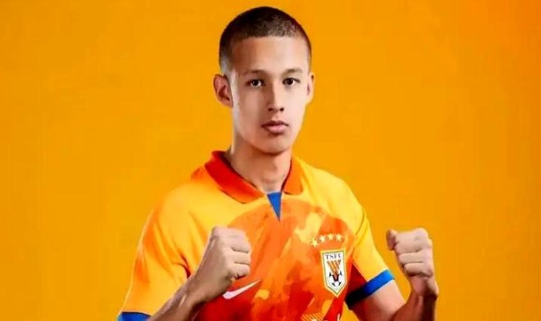 除夕夜揭晓！泰山5年协议锁定四大明星！西海岸豪签8位新援