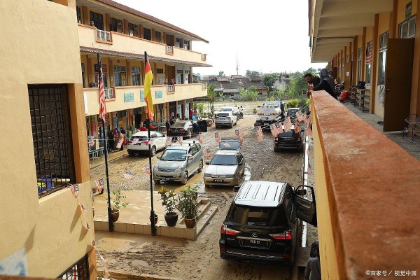 “演员失踪事件引发关注：王星缅甸拍戏案调查”