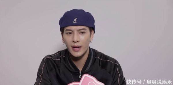 王嘉尔这波回应太真实了，直接撕开内娱的遮羞布