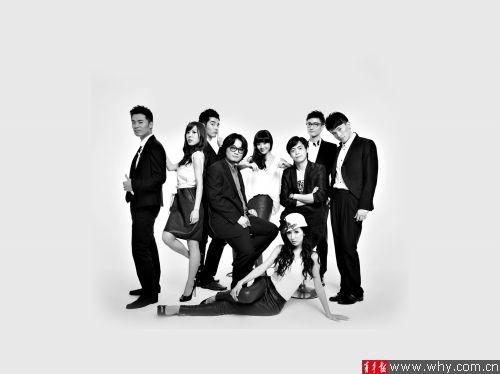 《爱情公寓》系列已经是汪远（中）的一个品牌。