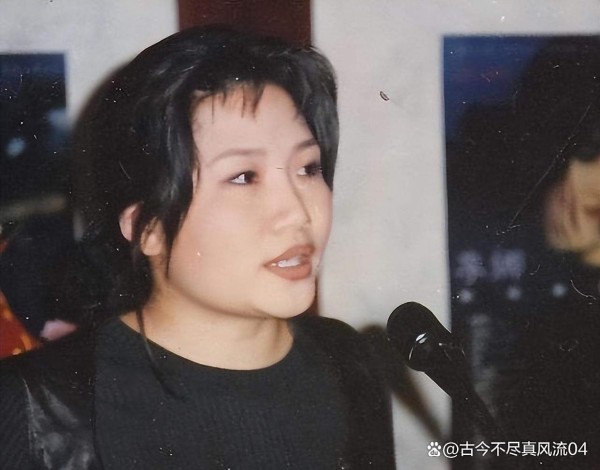 当红歌星李娜的隐退:探秘出家背后的人生选择